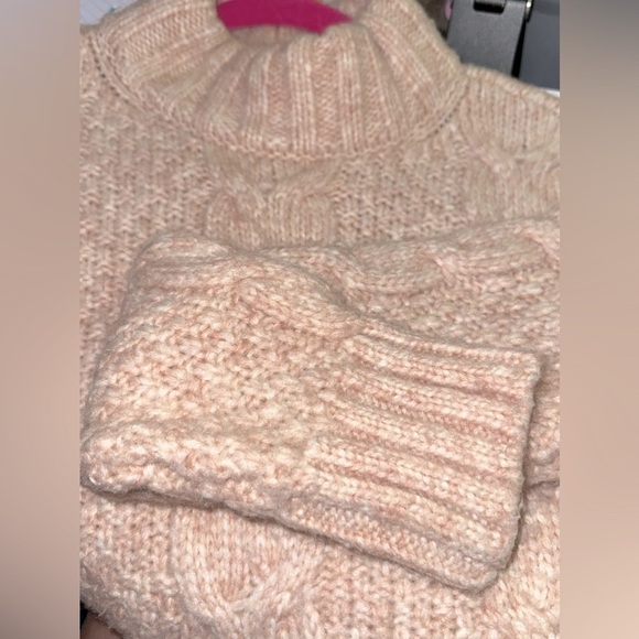 American Eagle Soft Mock Neck Sweater - Picture 11 of 14
